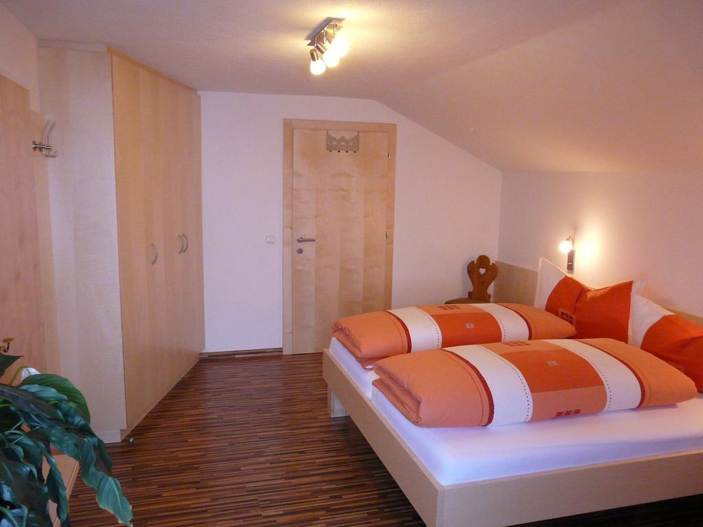 Ferienhof Rindler Schlaiten Kamer foto